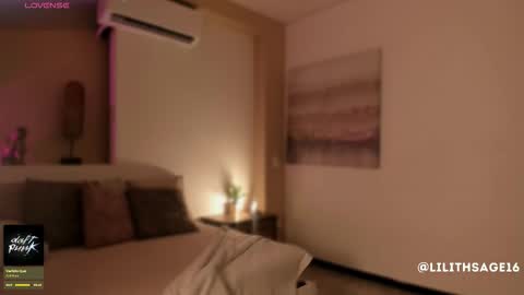 lilith_sage_ online show from 19, 1, 2026