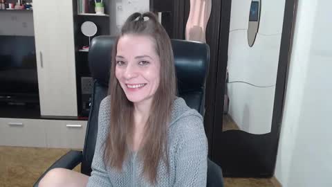 lilith small21 online show from 23, 2, 2026