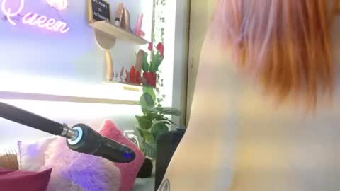 Snapshot of lilithqueen1 chatting on 22, 7, 2026 La pelirroja online show from 22, 7, 2026