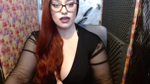 LILITHSERENDIPITY online show from 15, 12, 2025