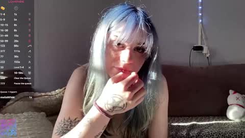 Snapshot of lillianhusk chatting on 9, 5, 2026 Amelia online show from 9, 5, 2026