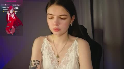 Snapshot of lillly_meow_ chatting on 5, 4, 2026 Lilia online show from 5, 4, 2026