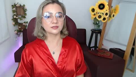 Snapshot of lilly_milf chatting on 30, 5, 2026 Lilly online show from 30, 5, 2026