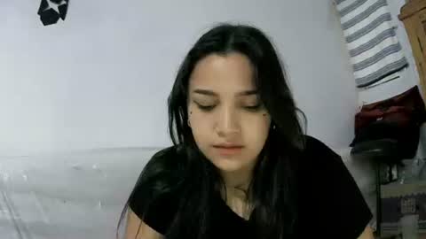 Snapshot of lilly_ocean22 chatting on 8, 2, 2026 Sey - Lilly online show from 8, 2, 2026