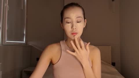 Snapshot of lilly_sweeet chatting on 24, 2, 2026 lilly online show from 24, 2, 2026