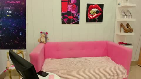 Lily online show from 17, 1, 2025