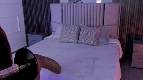 Lilly Ortiz online show from 27, 2, 2026