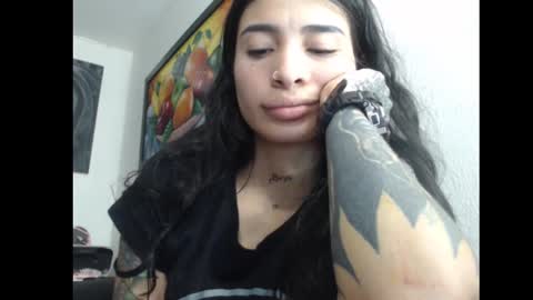 lil palacio online show from 25, 2, 2025