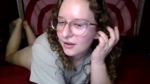 Snapshot of lilpies chatting on 28, 2, 2025 LilPies online show from 28, 2, 2025