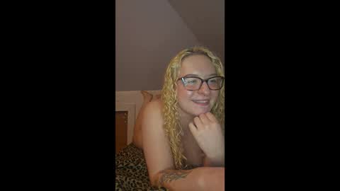 Snapshot of lilpies chatting on 25, 2, 2026 LilPies online show from 25, 2, 2026