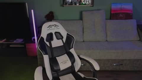 lilteddyboy online show from 9, 4, 2026