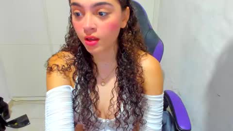 lily_anal_squirt online show from 27, 12, 2024