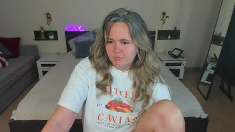 Snapshot of lily_bel chatting on 29, 5, 2026 Lily online show from 29, 5, 2026