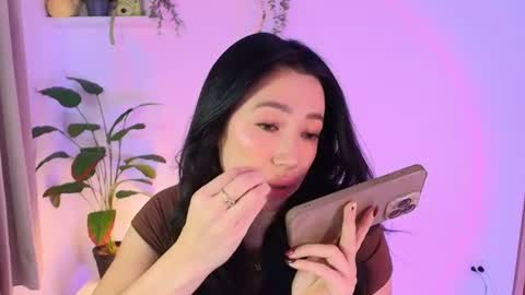 Snapshot of lily_evans_ chatting on 22, 6, 2026 just lily online show from 22, 6, 2026