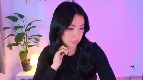 Snapshot of lily_evans_ chatting on 25, 6, 2026 just lily online show from 25, 6, 2026