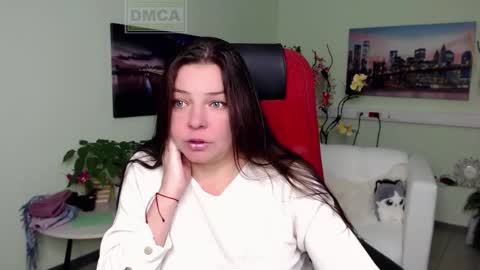 Lily online show from 5, 11, 2025