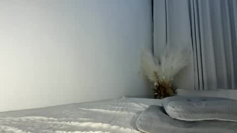 Snapshot of lily_kaye chatting on 24, 5, 2026 rika online show from 24, 5, 2026