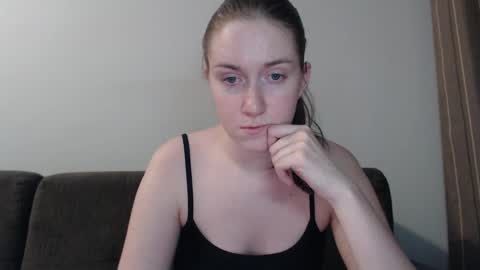 lily_love_x online show from 12, 12, 2024