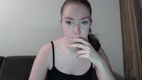 lily_love_x online show from 26, 12, 2024