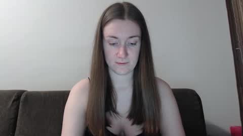 lily_love_x online show from 5, 1, 2025