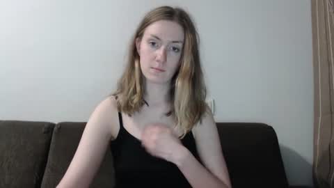 Snapshot of lily_love_x chatting on 13, 7, 2026 lily_love_x online show from 13, 7, 2026