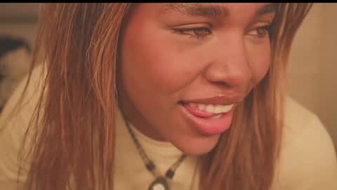 Lily Miiller online show from 4, 2, 2026