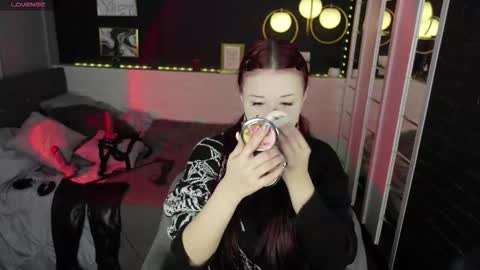 Lily online show from 2, 10, 2025