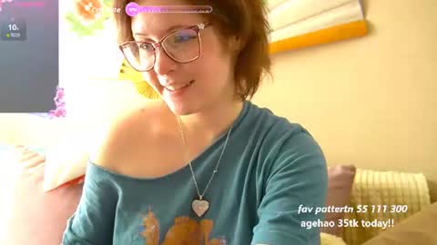 Snapshot of lily_noris chatting on 12, 7, 2026 your lilyyyyyyy online show from 12, 7, 2026