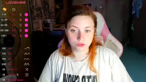 Snapshot of lily_shamy chatting on 30, 6, 2026 Alice online show from 30, 6, 2026