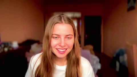 Snapshot of lily_smily chatting on 28, 2, 2025 Lily online show from 28, 2, 2025