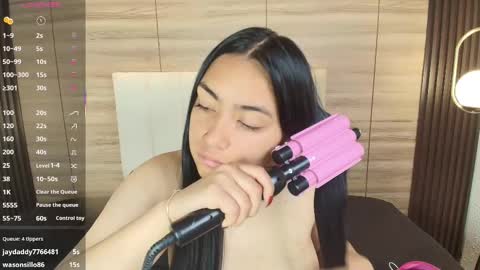 Snapshot of lily_waist chatting on 6, 3, 2026 lily_waist online show from 6, 3, 2026