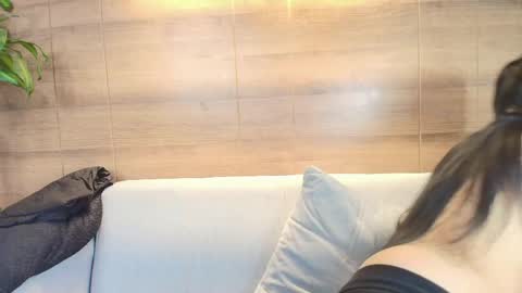 Snapshot of lily_waist chatting on 13, 4, 2026 lily_waist online show from 13, 4, 2026