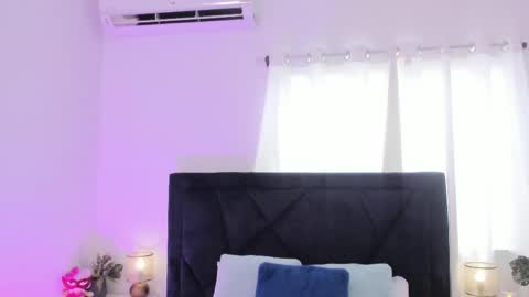 LilyWoodz online show from 11, 4, 2026