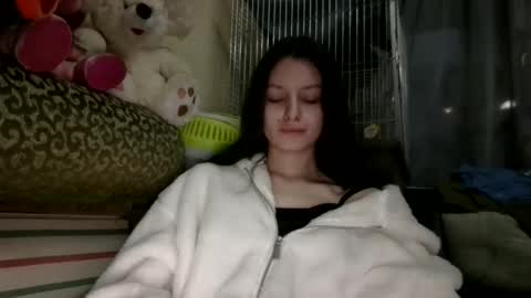 lilycandy_ online show from 4, 12, 2024