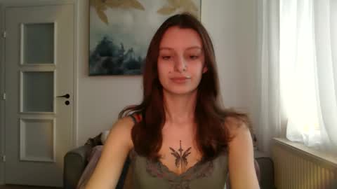 Snapshot of lilycandy_ chatting on 11, 2, 2026 lilycandy_ online show from 11, 2, 2026