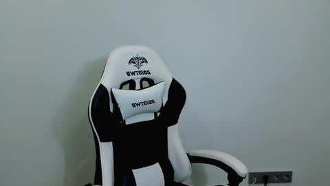 lilydavisss online show from 29, 5, 2026