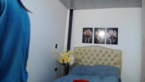 Snapshot of lilyfox23 chatting on 25, 2, 2026 lilyfox23 online show from 25, 2, 2026