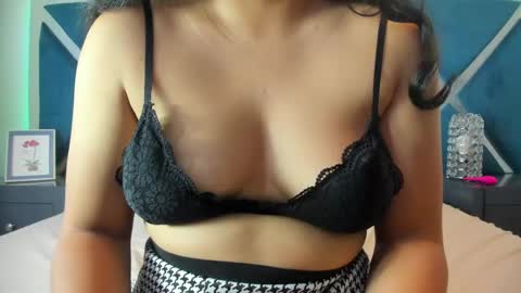 Sweetie Lily online show from 24, 4, 2026