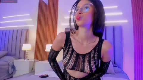 Snapshot of lilyhartt chatting on 27, 5, 2026 Lili online show from 27, 5, 2026