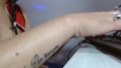 Snapshot of lilyjamesx chatting on 4, 1, 2025 lilyjamesx online show from 4, 1, 2025