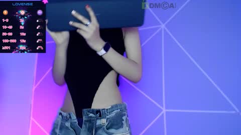 Liliana louise online show from 28, 11, 2025