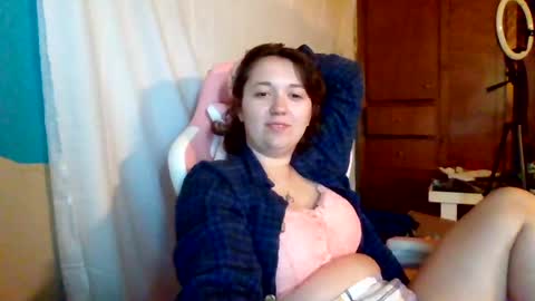 Snapshot of lilylovegood04 chatting on 3, 8, 2026 lily online show from 3, 8, 2026