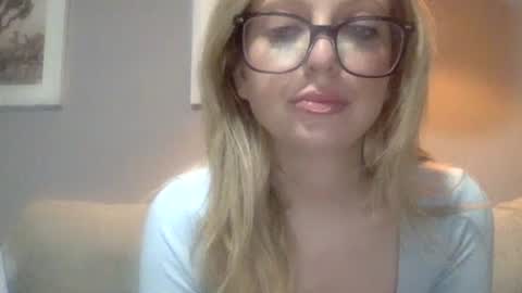 LilyMae online show from 4, 12, 2024