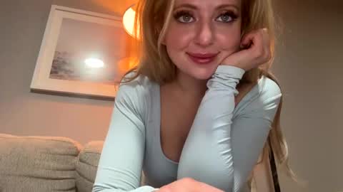 LilyMae online show from 12, 12, 2024