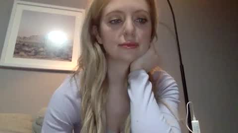 LilyMae online show from 18, 12, 2024