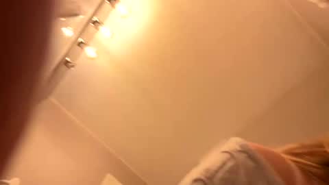 LilyMae online show from 22, 12, 2024