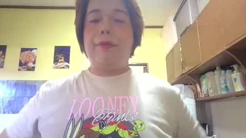 Snapshot of lilysette chatting on 9, 5, 2026 lilysette online show from 9, 5, 2026