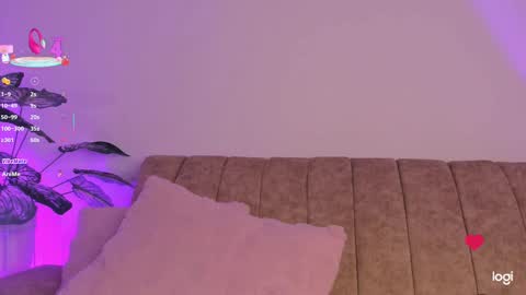 Lily  online show from 18, 9, 2025