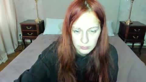 Snapshot of lilyviolet7 chatting on 6, 2, 2026 Hi Im Lily online show from 6, 2, 2026