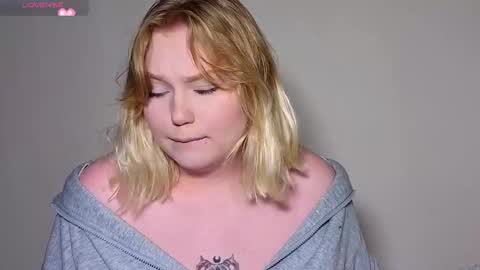 Snapshot of lime_cat chatting on 20, 9, 2025 lime cat online show from 20, 9, 2025